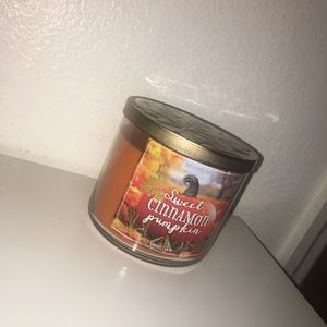 Bath and Body Works Scented Candle